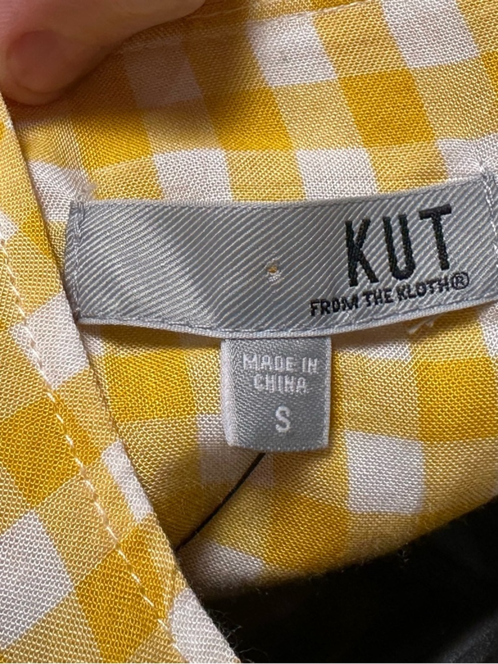 Kut From the Kloth Yellow White Gingham Picnic Plaid Short Sleeve V Neck Shirt S - Picture 8 of 14